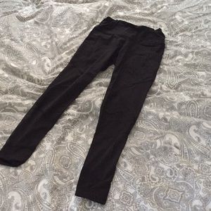 Victoria mesh cutouts leggings